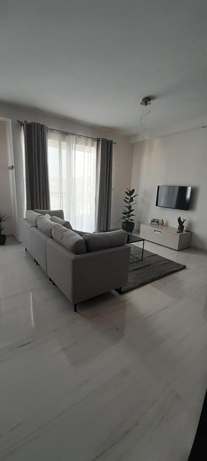 Coral Reef Apartments photo 2