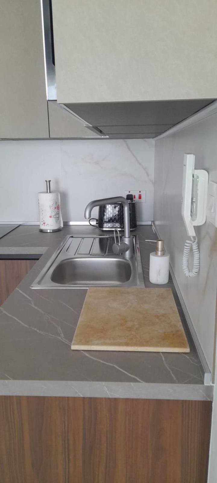 Coral Reef Apartments photo 5