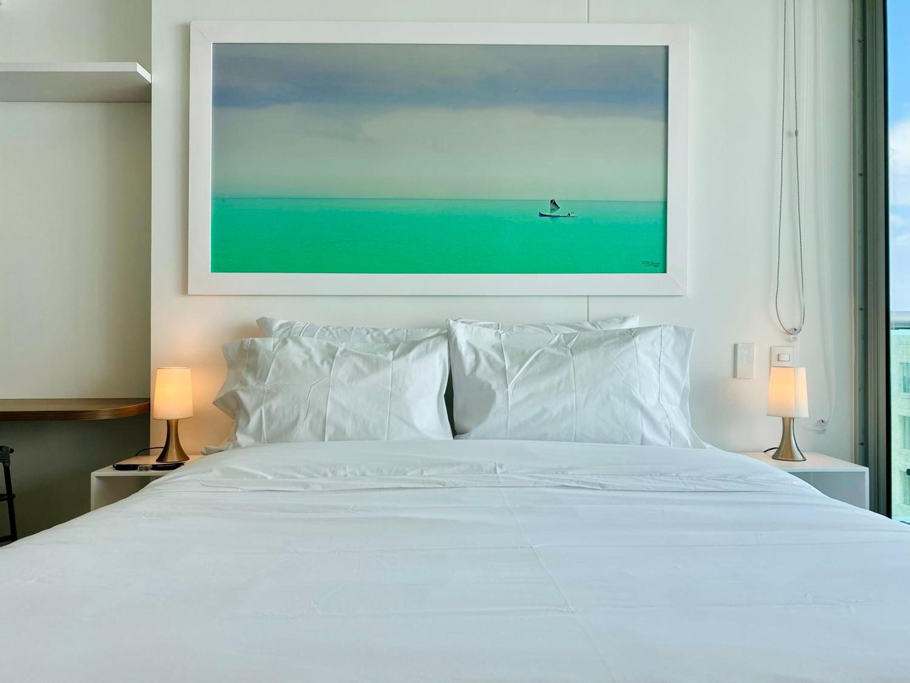 Wonderful 2BR with impressive view