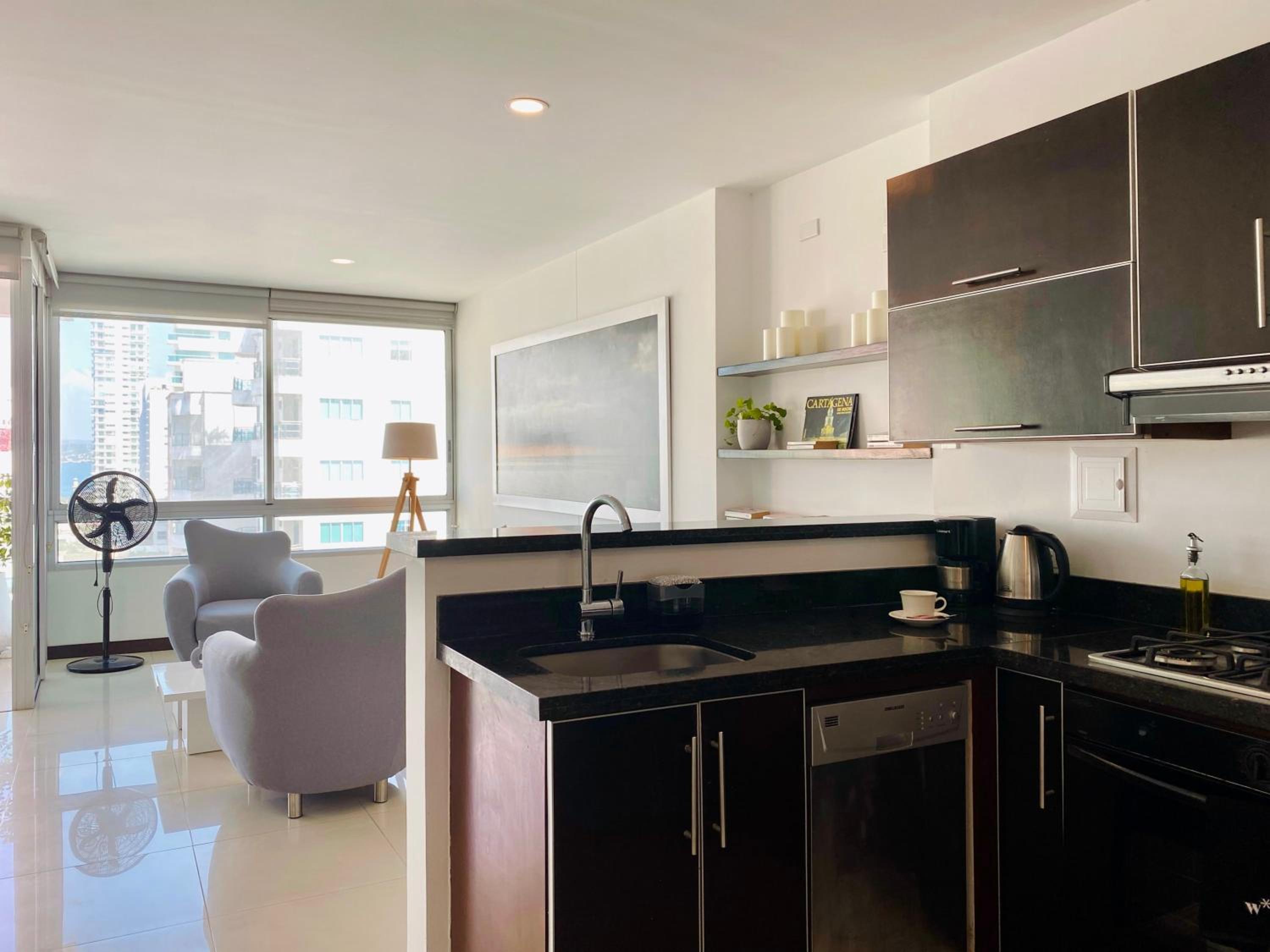 Wonderful 2BR with impressive view