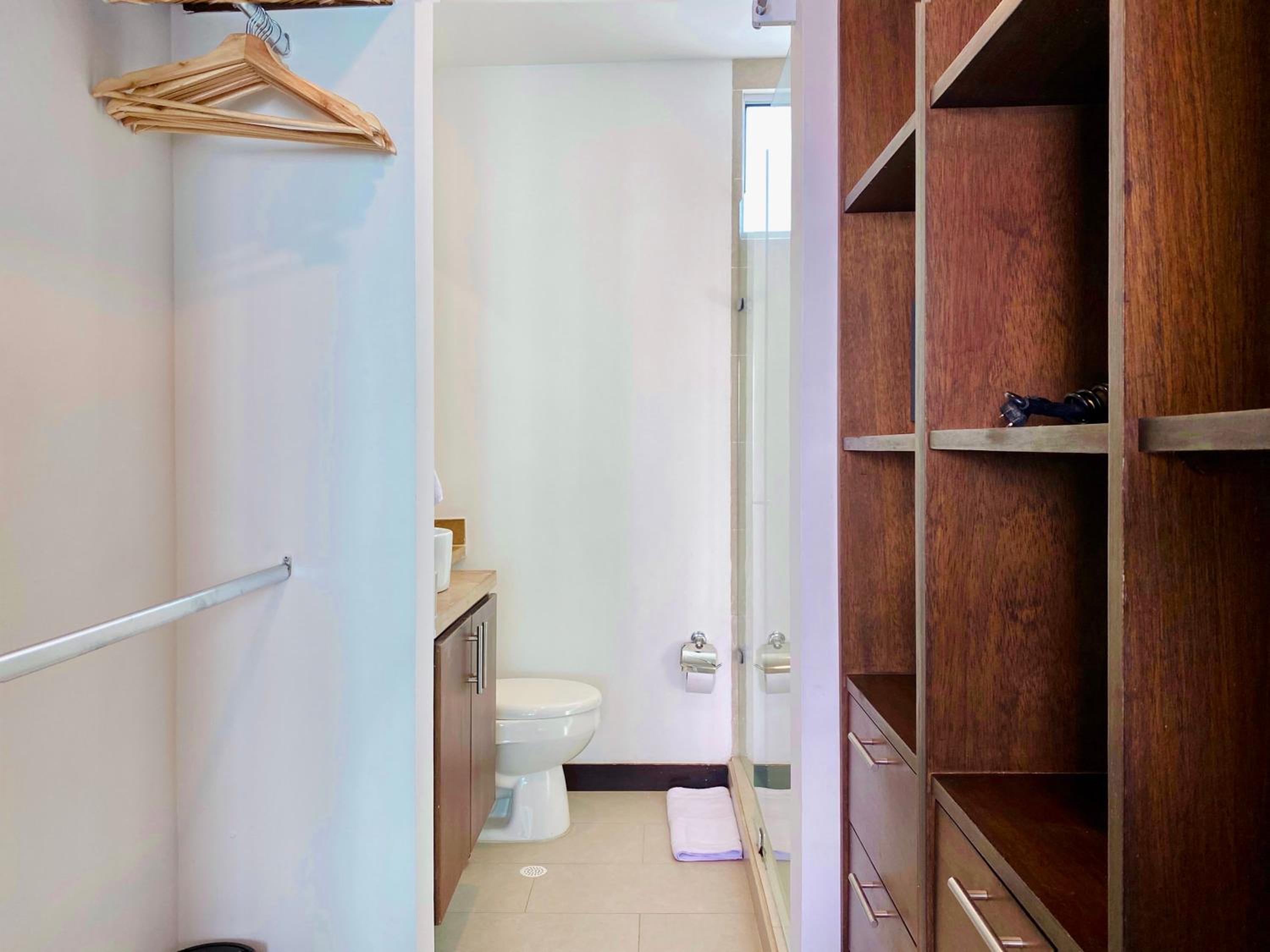 Wonderful 2BR with impressive view