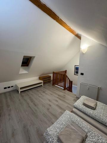 Vitkova Duplex apartment with terrace near Florenc