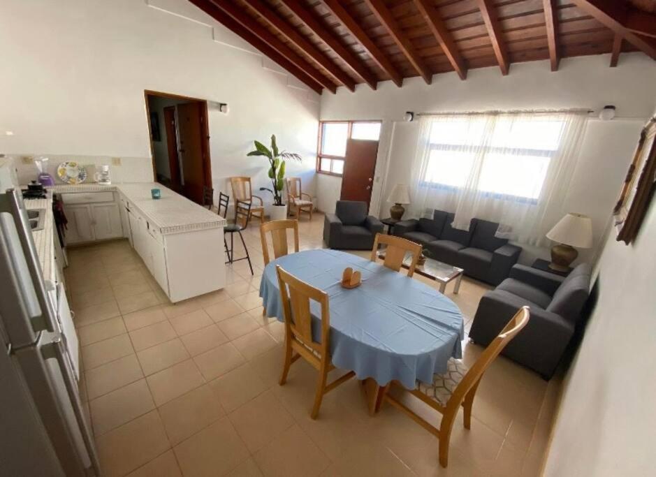 casa y bungalows frente al mar view 2