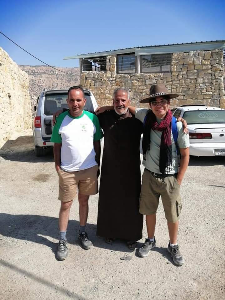 nujum dana