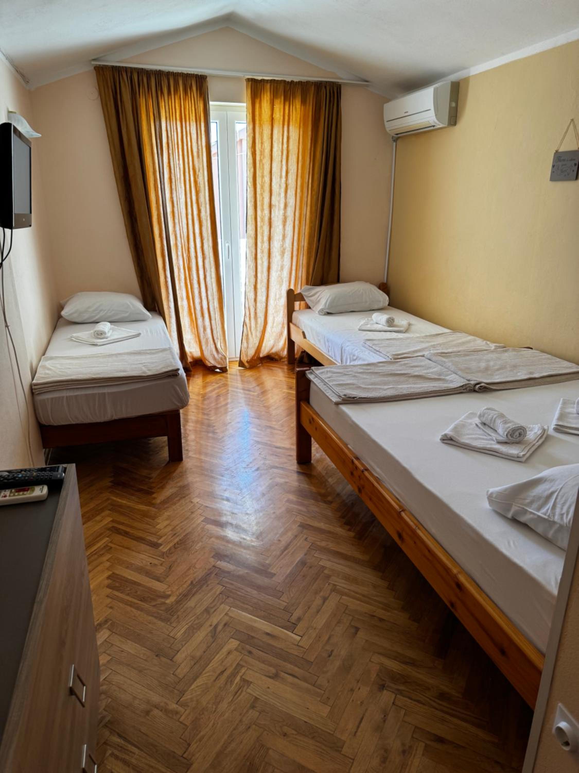 Guesthouse Vila Tamburic view 3