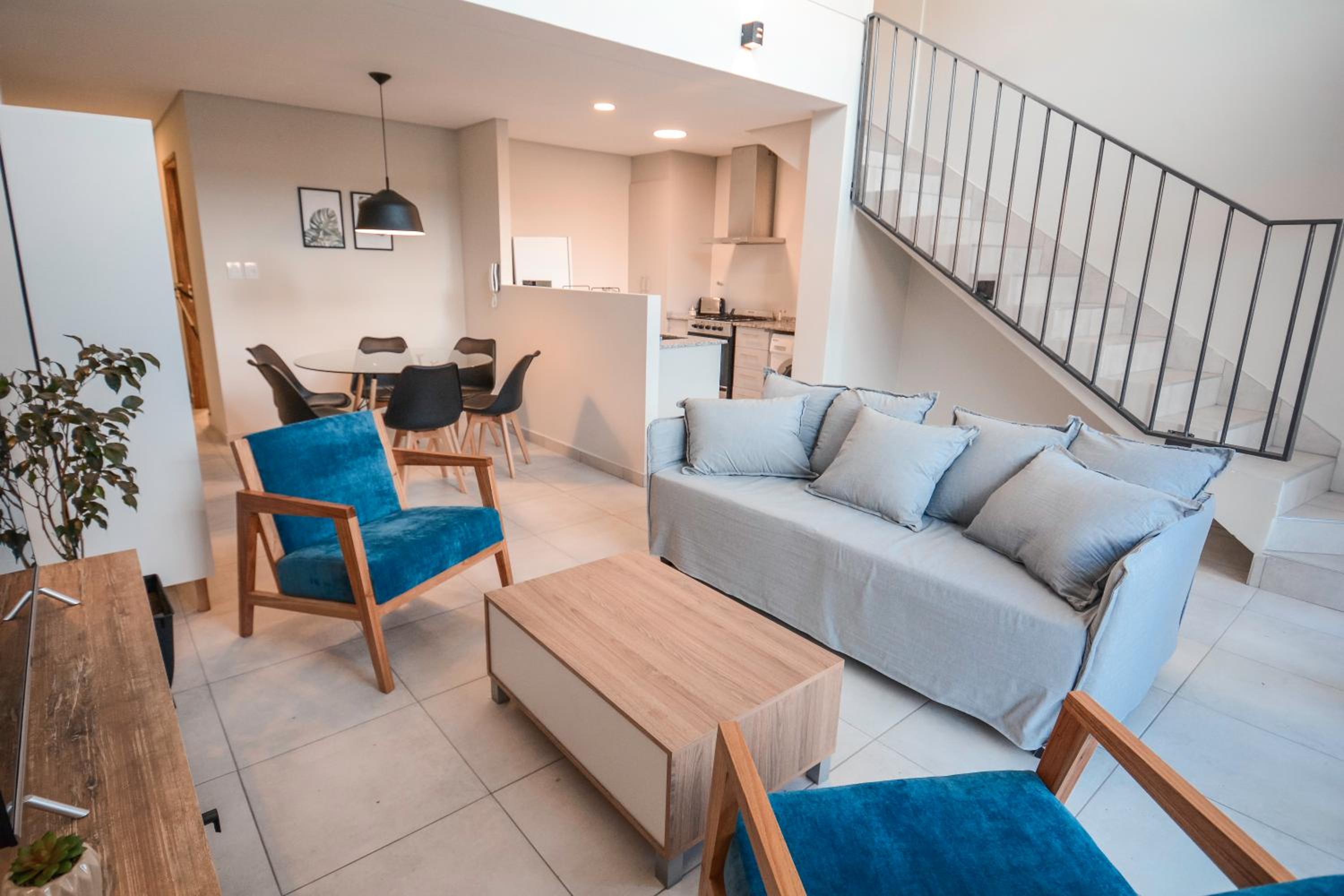 4- Fantastico Duplex Centrico!