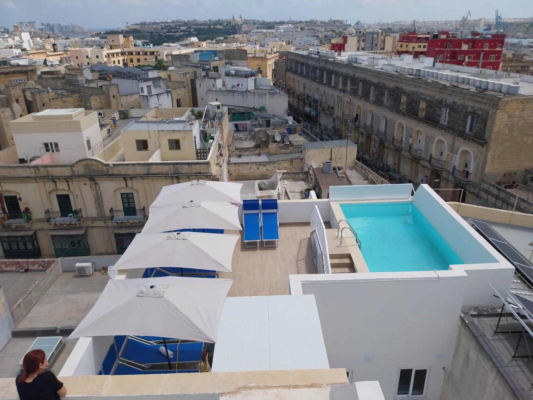 5B Luxury Apartment