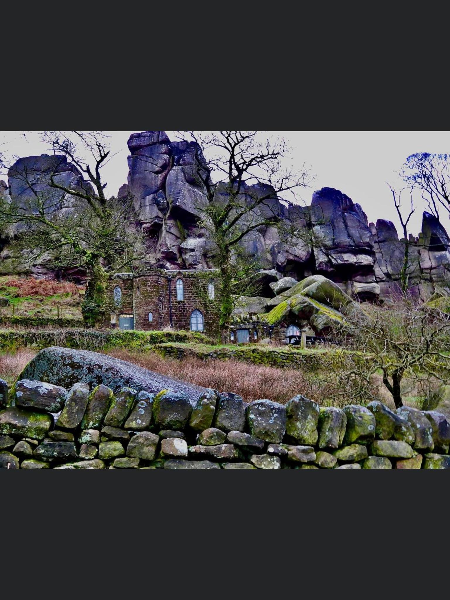 Cosy Rural Cottage Peak District, Pets Welcome view 4