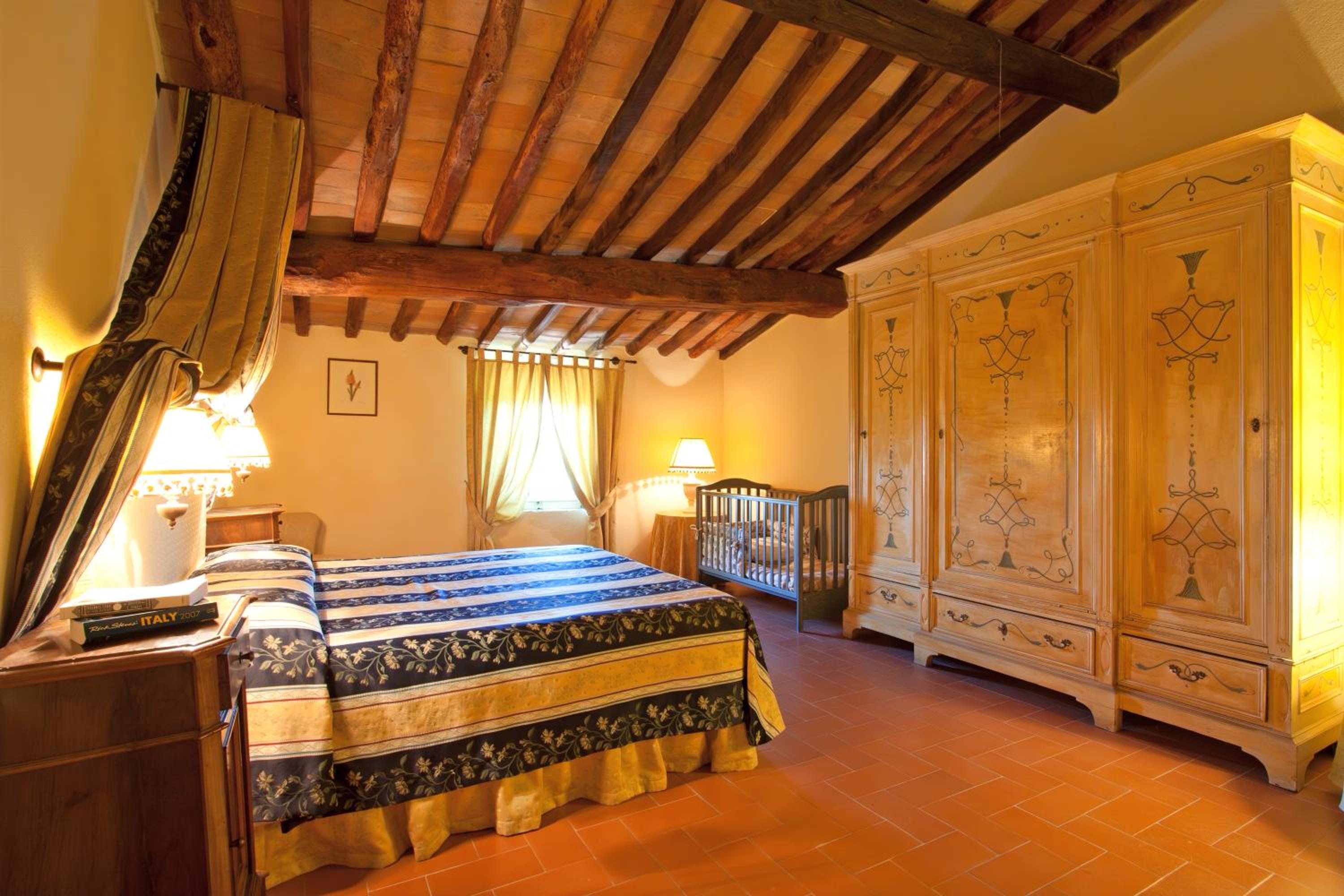 Antinori Pool apartament in Chianti