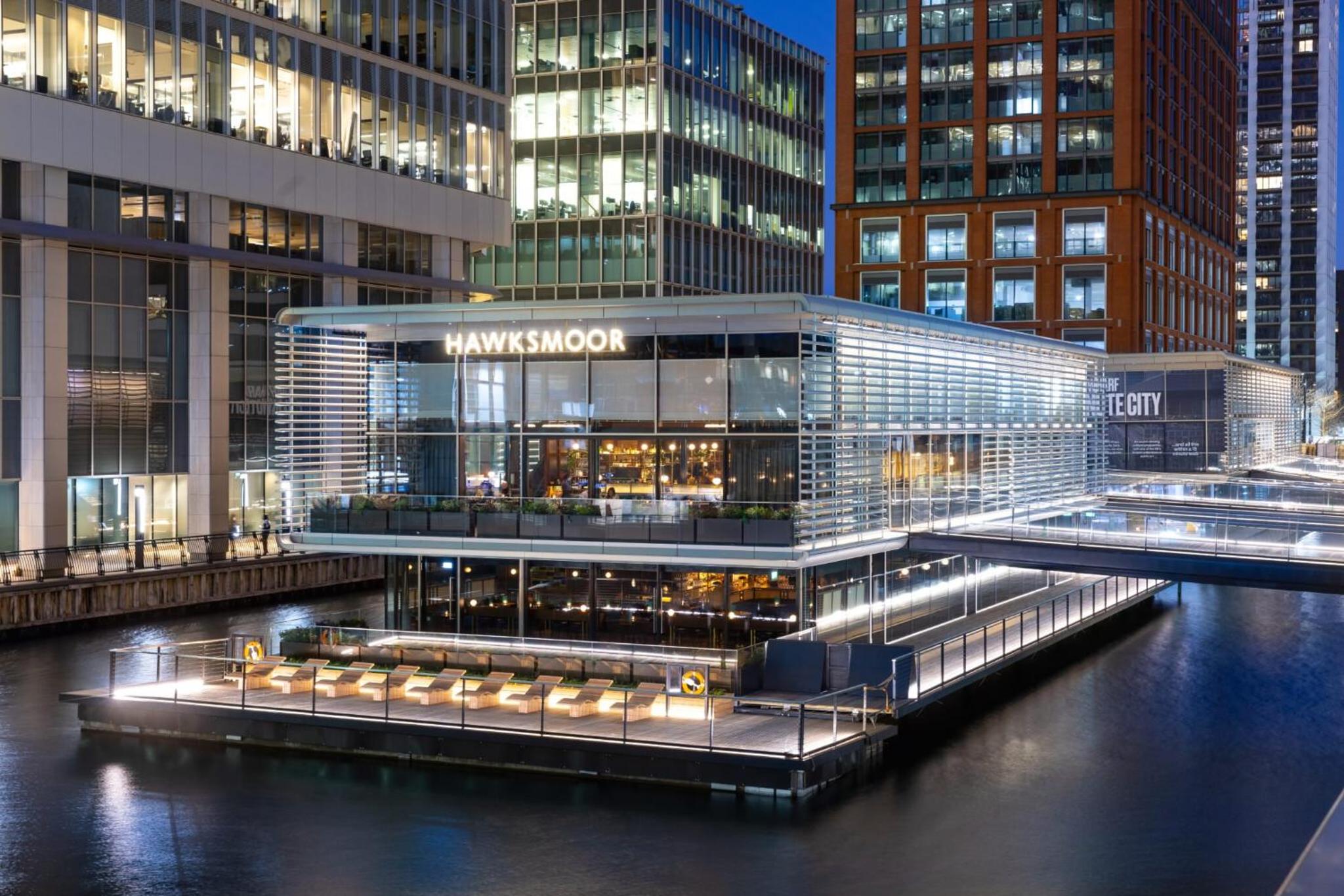 3Bed 2Bath Apartment with High Rise View London Canary Wharf