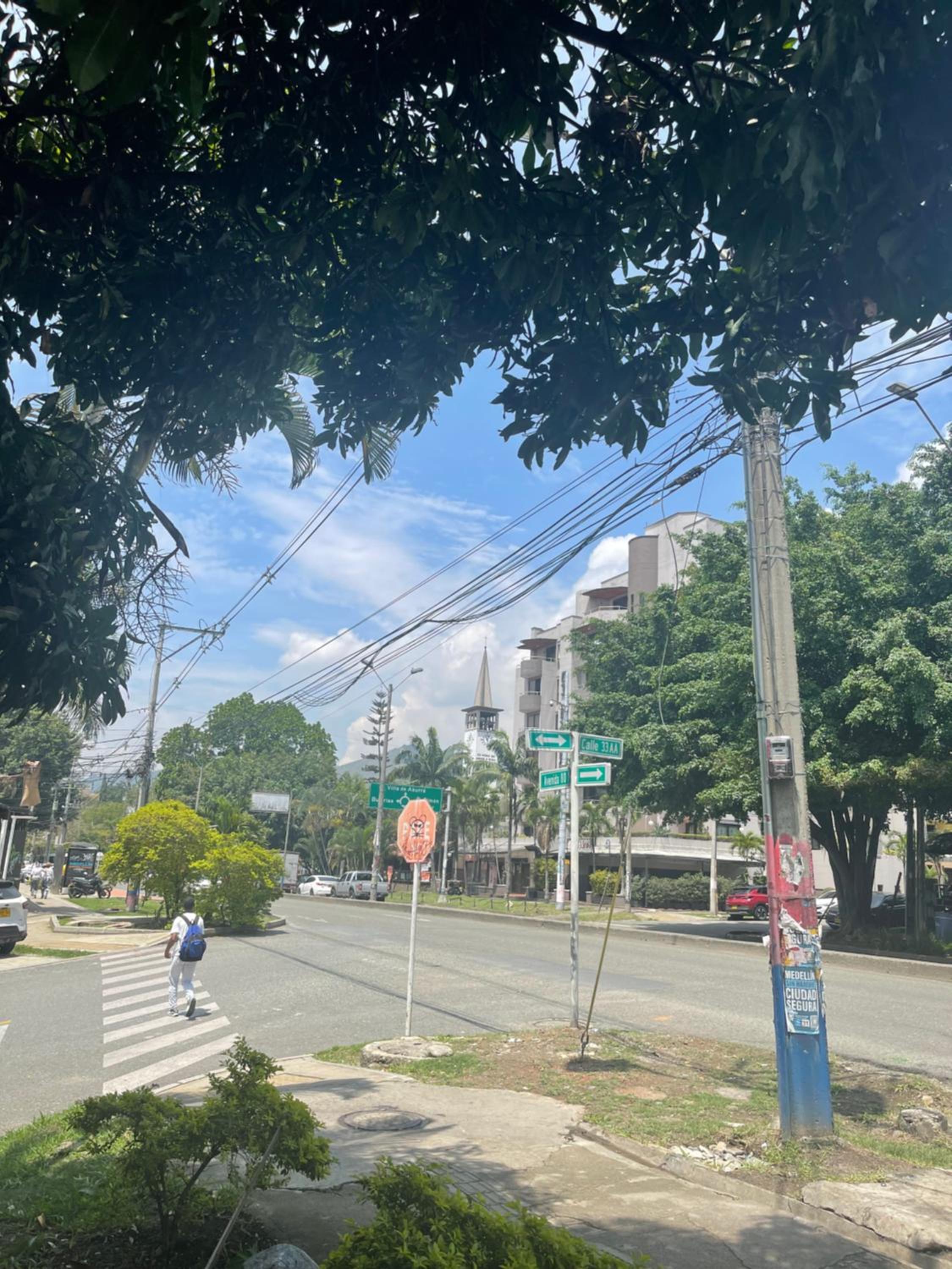 Apartamento en laureles con excelente ubicación