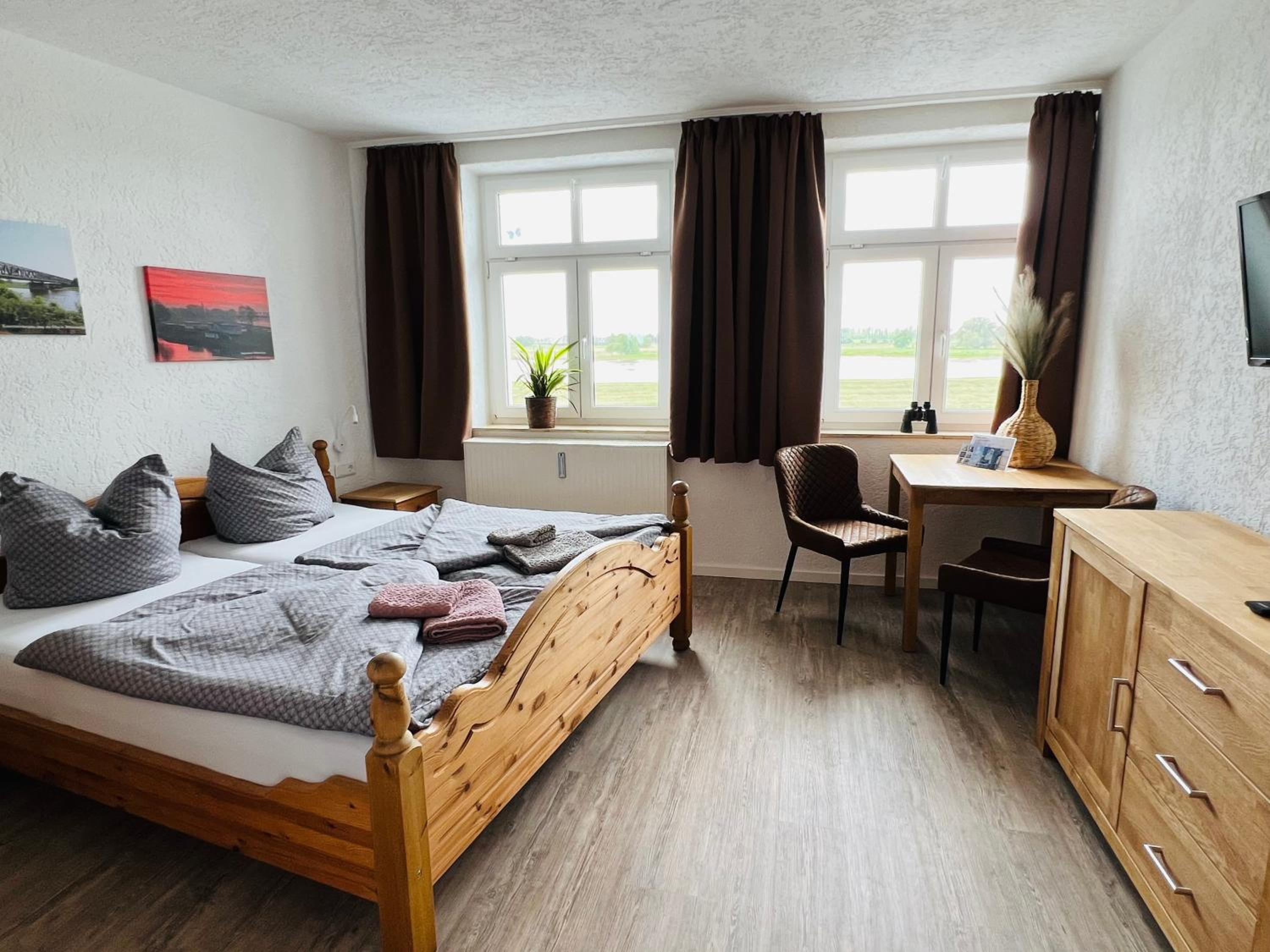 Pension zum goldenen Anker direkt an der Elbe