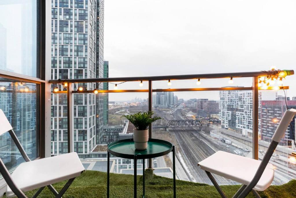 SkyHigh Haven LED-Lit Downtown Condo Retreat
