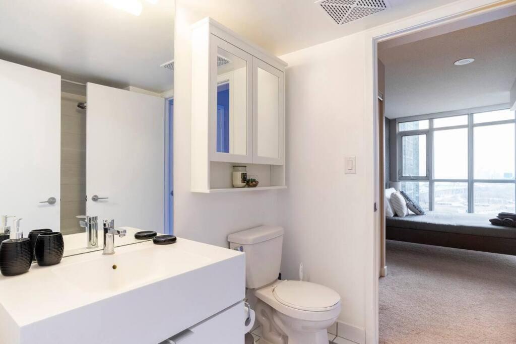 SkyHigh Haven LED-Lit Downtown Condo Retreat