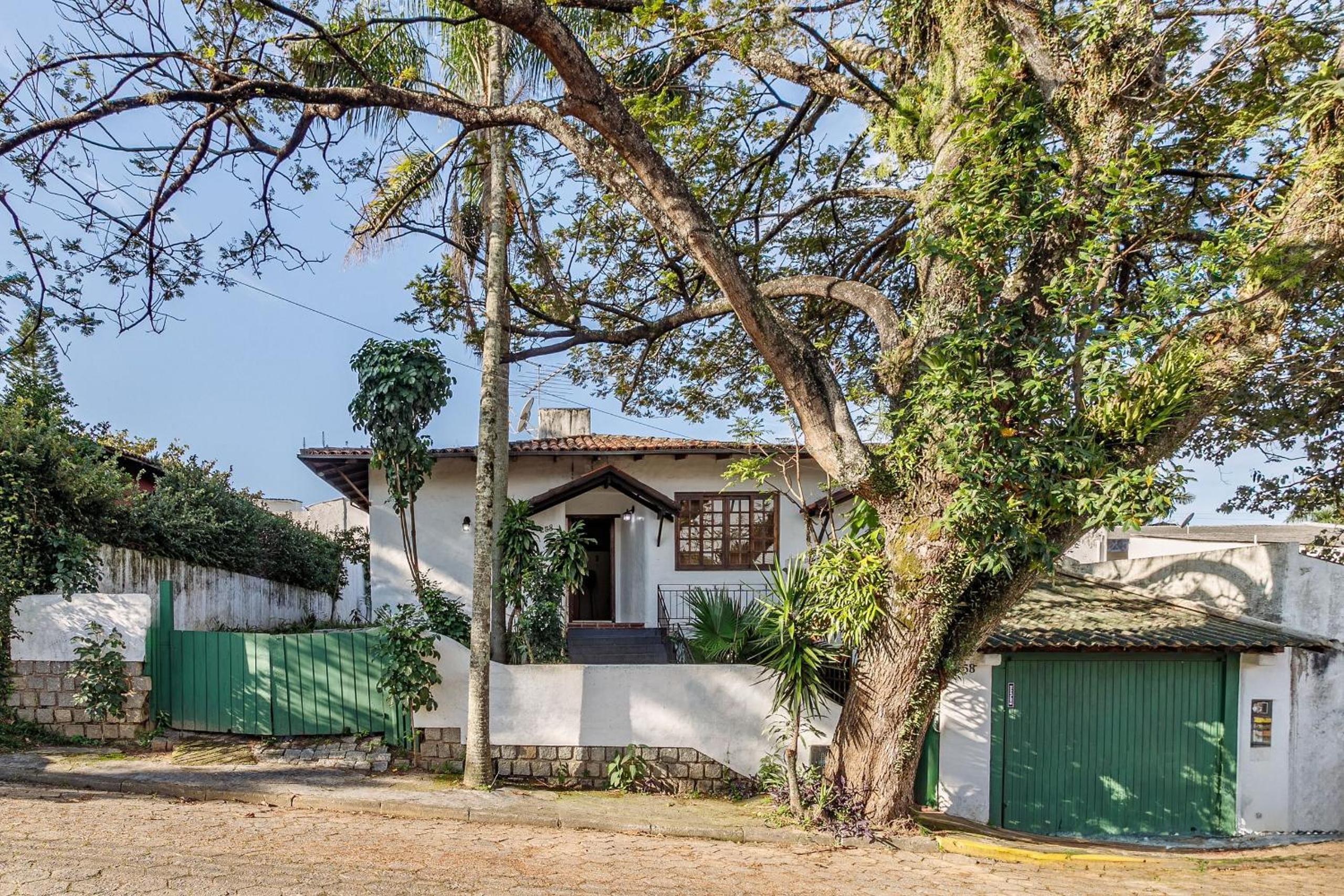 Casa Lagoa – Spacious retreat in Lagoa da Conceiç