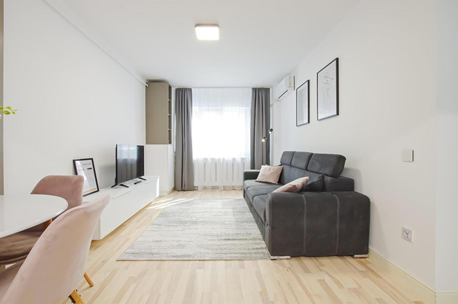 Himson Grey Apartment-Self Check-in near Airport & Mall