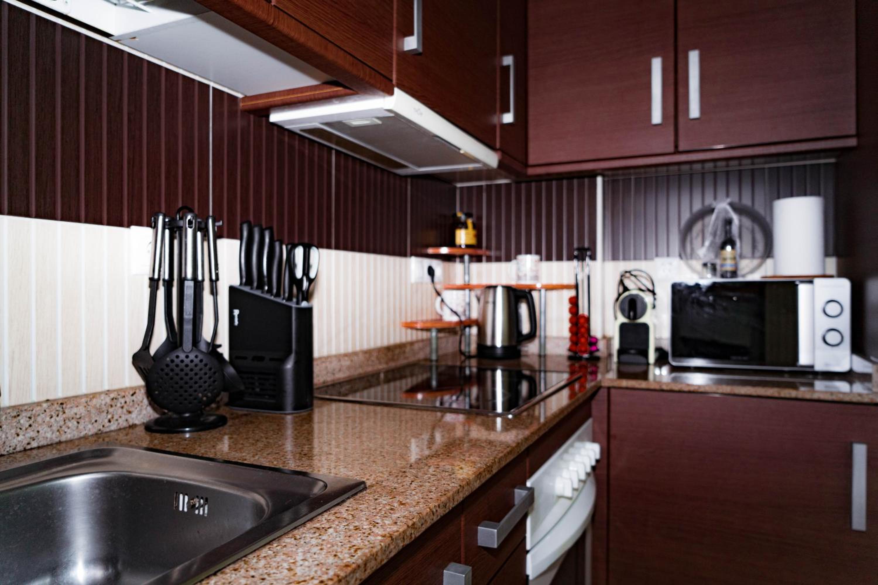 Peaceful Apartment with Sea & Nature Views, Terrace, Pool and Garage
