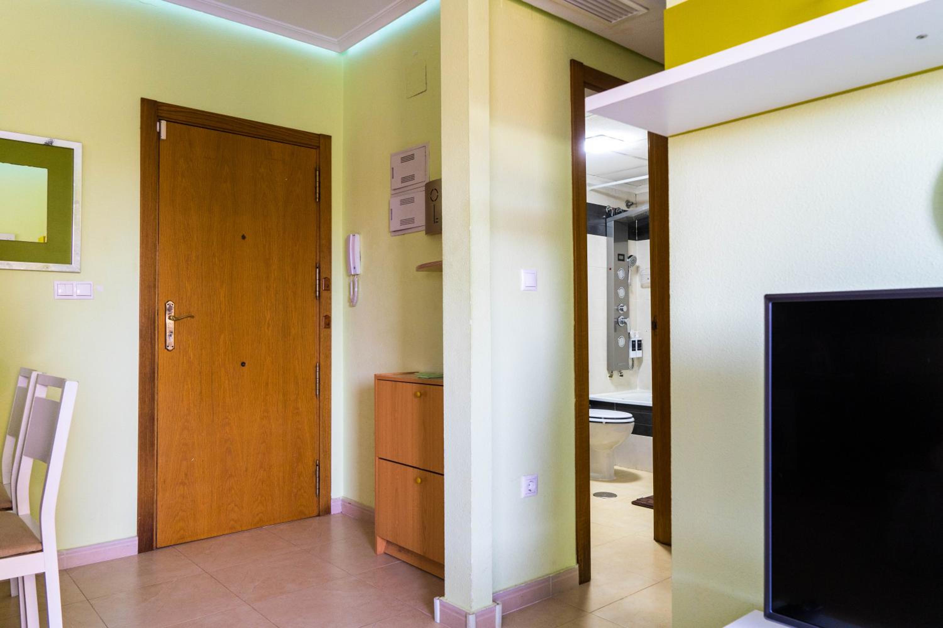 Peaceful Apartment with Sea & Nature Views, Terrace, Pool and Garage