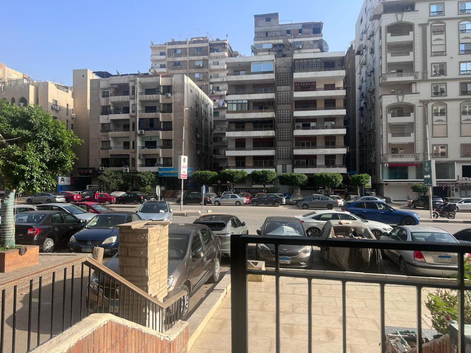Nasr city apt , 5 min to city Stars mall & more