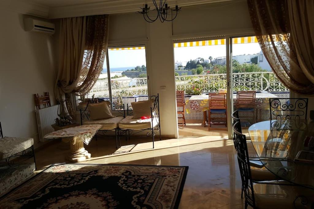 Maison pied dans l'eau à résidence Jinène Hammamet