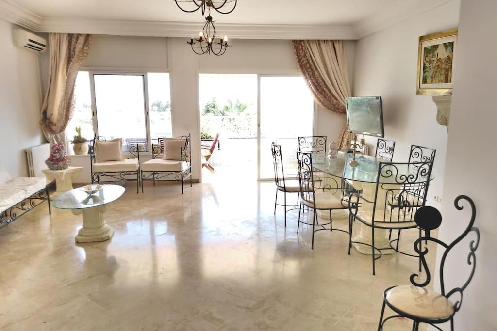 Maison pied dans l'eau à résidence Jinène Hammamet
