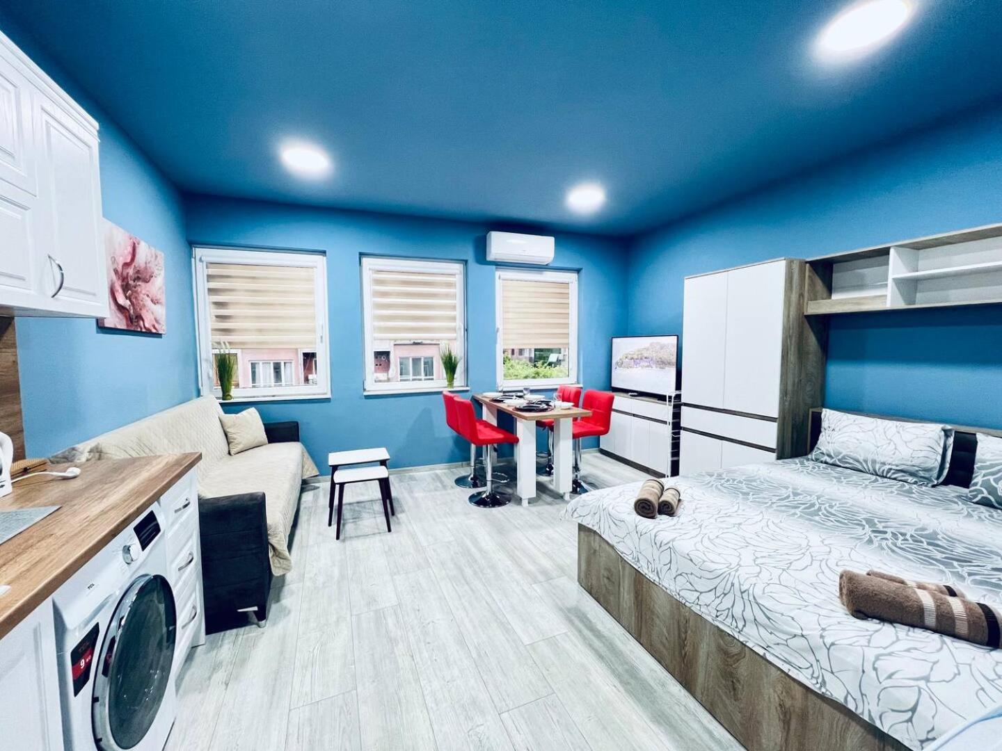 NJ Deluxe rooms