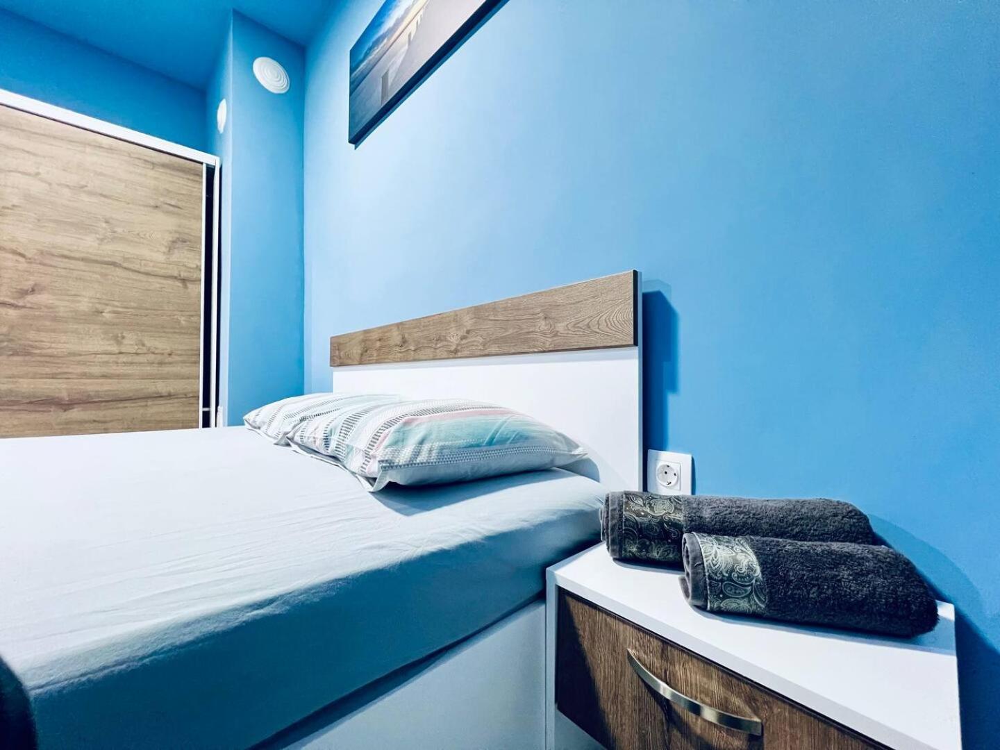 NJ Deluxe rooms