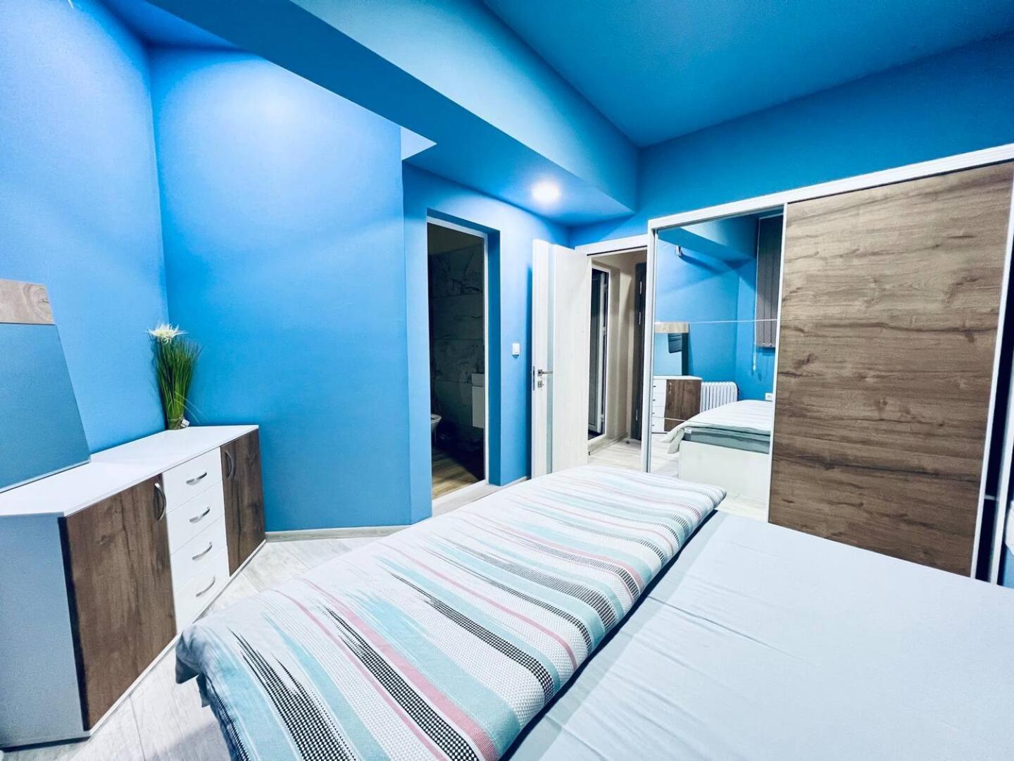 NJ Deluxe rooms