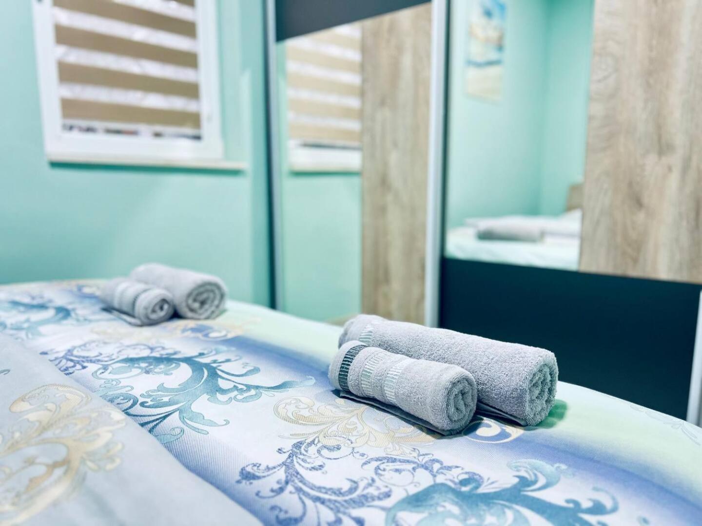 NJ Deluxe rooms
