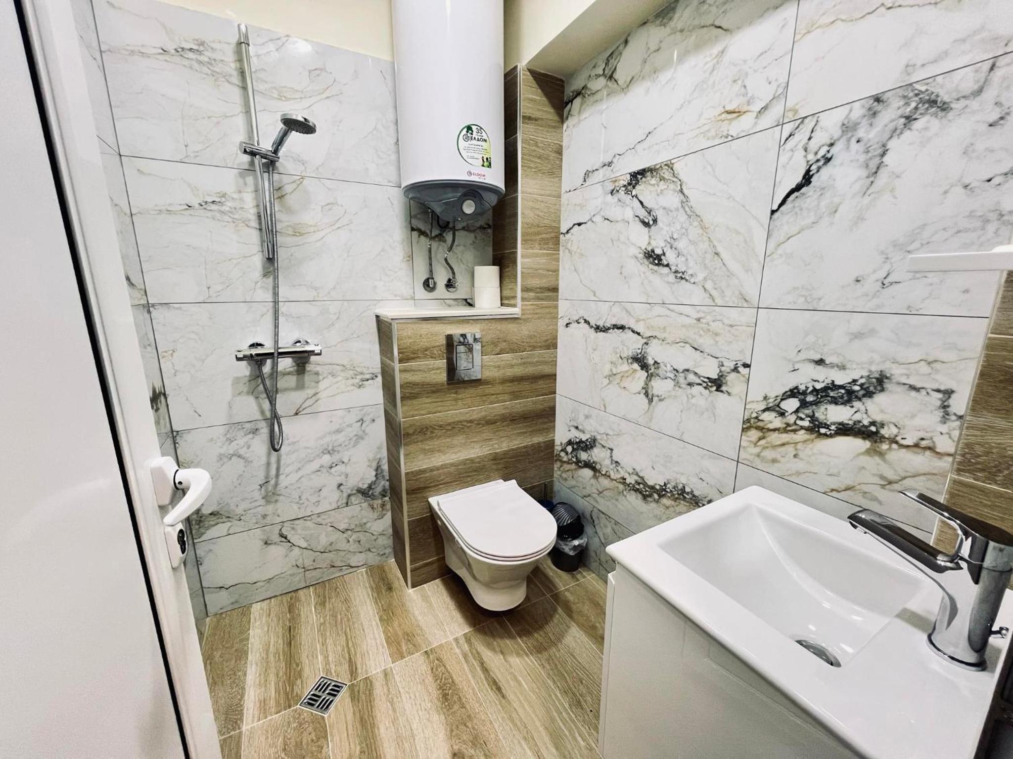 NJ Deluxe rooms
