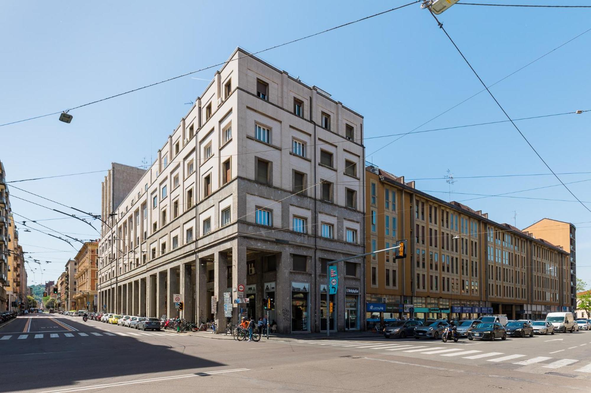 Hotel Bologna Centrale 1 - Image 1