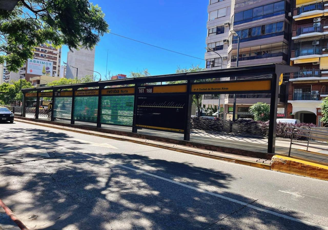 Estudio luminoso cerca de River y Av Cabildo