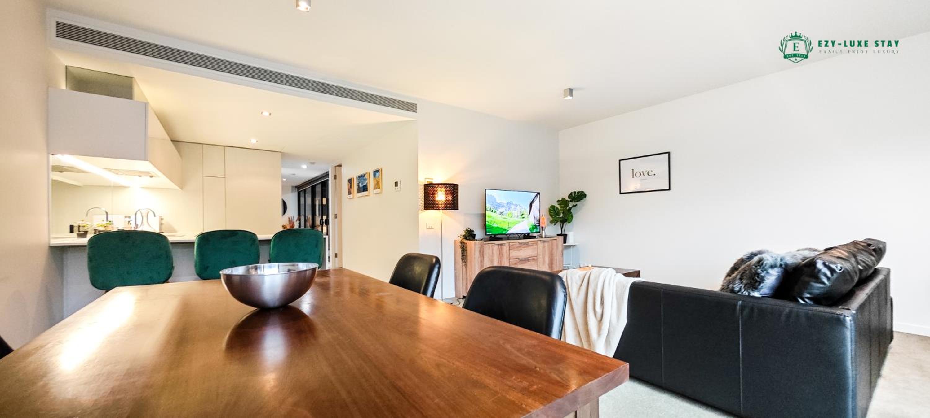Heart of Mel east best apartment AFL season start