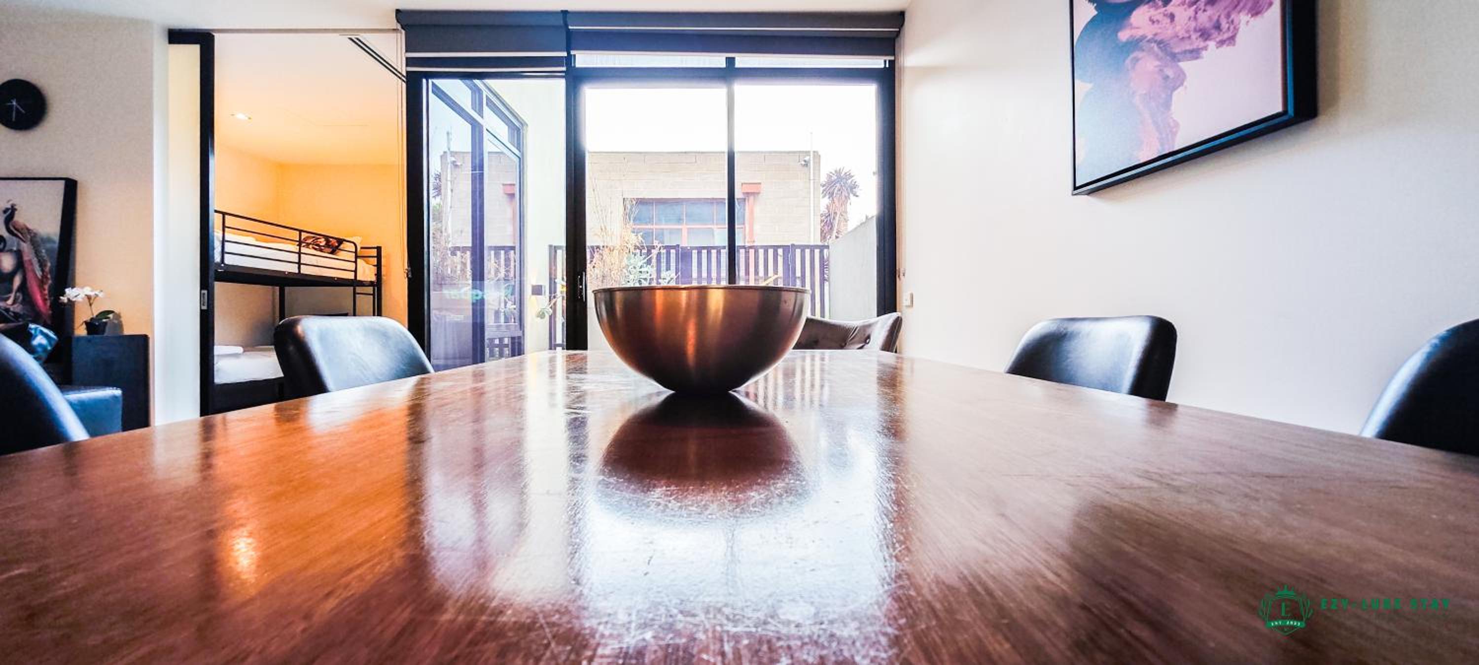 Heart of Mel east best apartment AFL season start