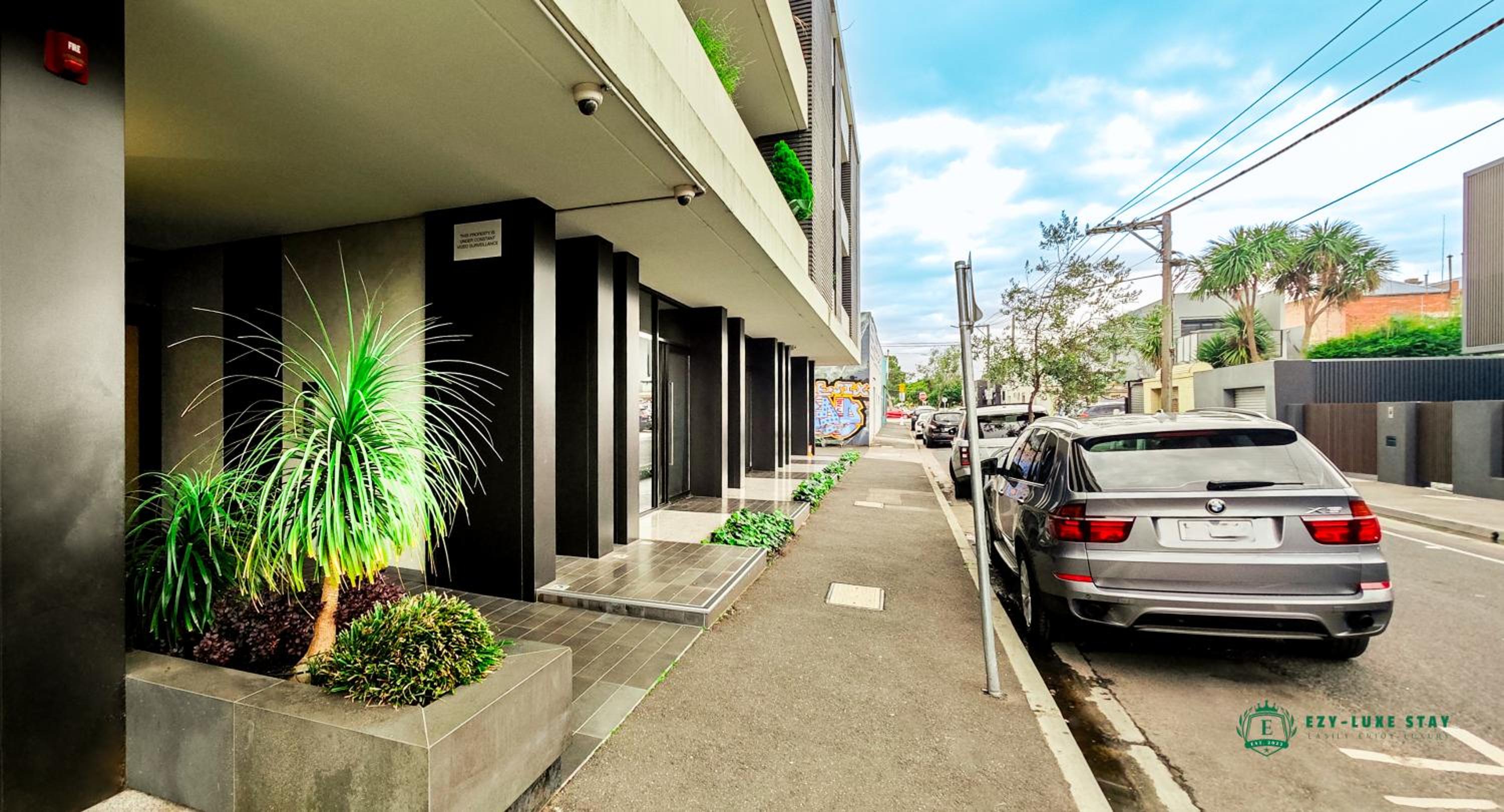 Heart of Mel east best apartment AFL season start
