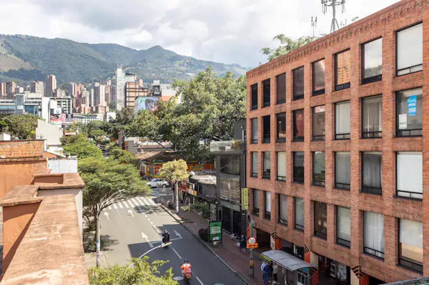 Center City Flats - Apartments in El Poblado near Park Lleras, Medellin!