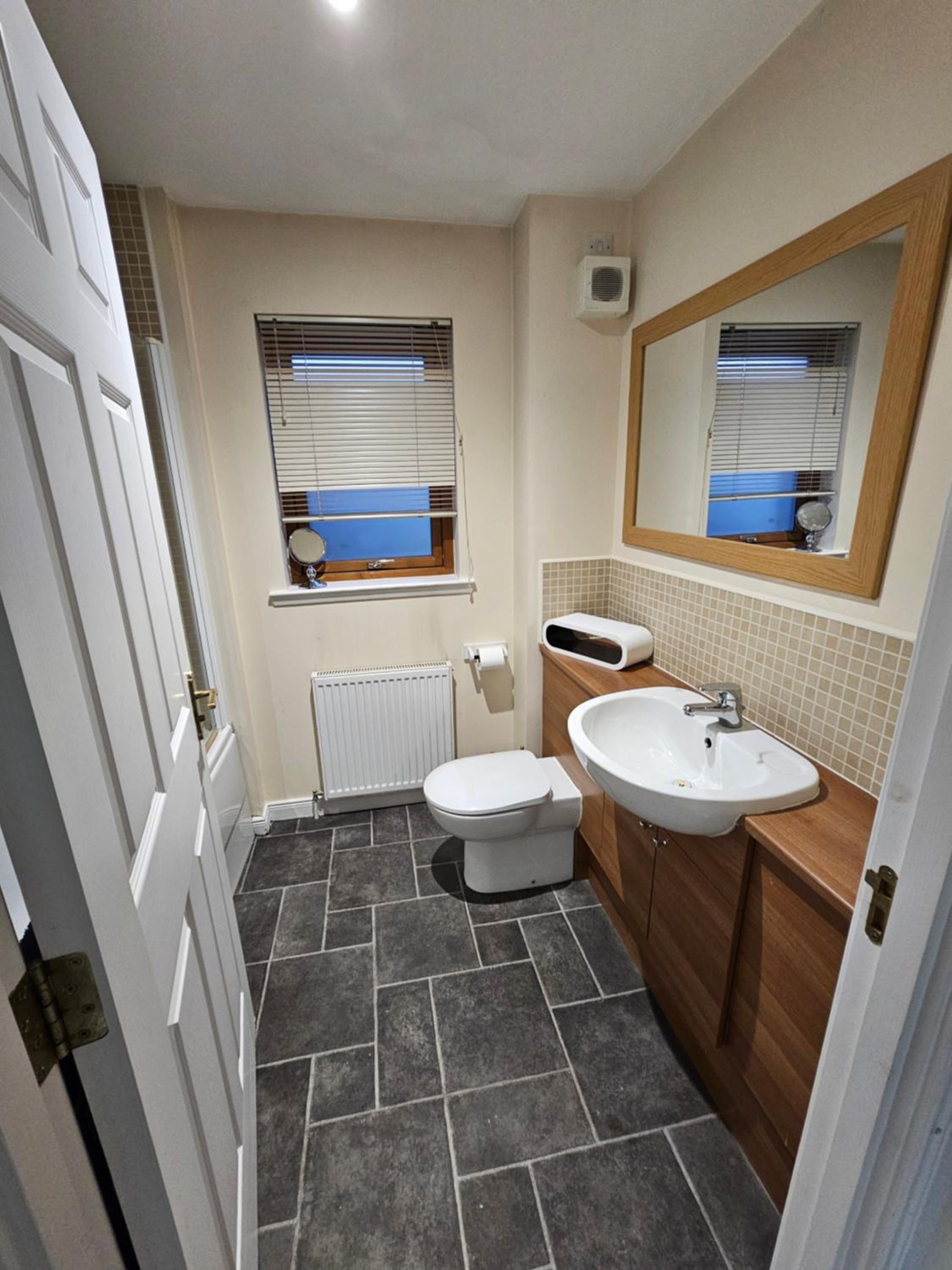 Modern Dornoch Apartment