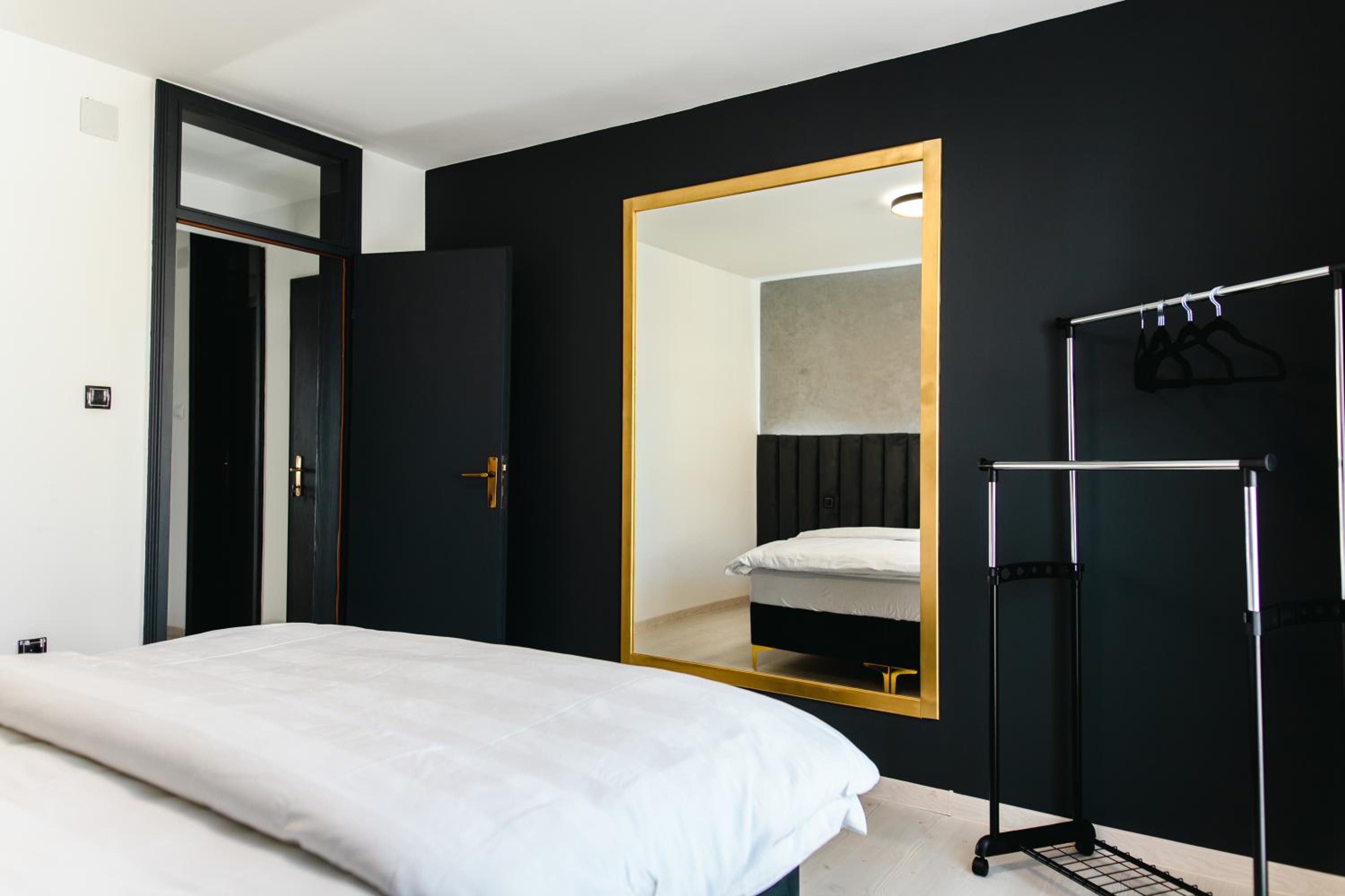 Modern Lux Apartment 3 view 5