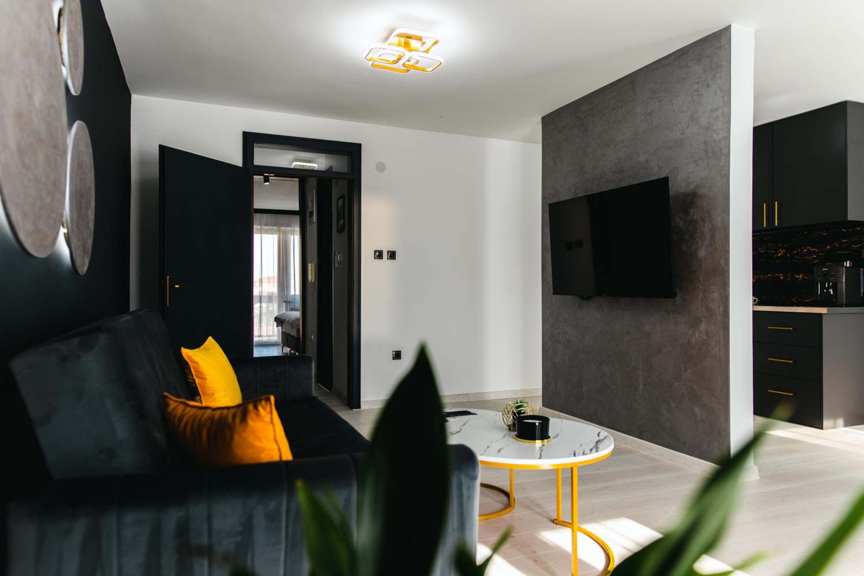 Modern Lux Apartment 3