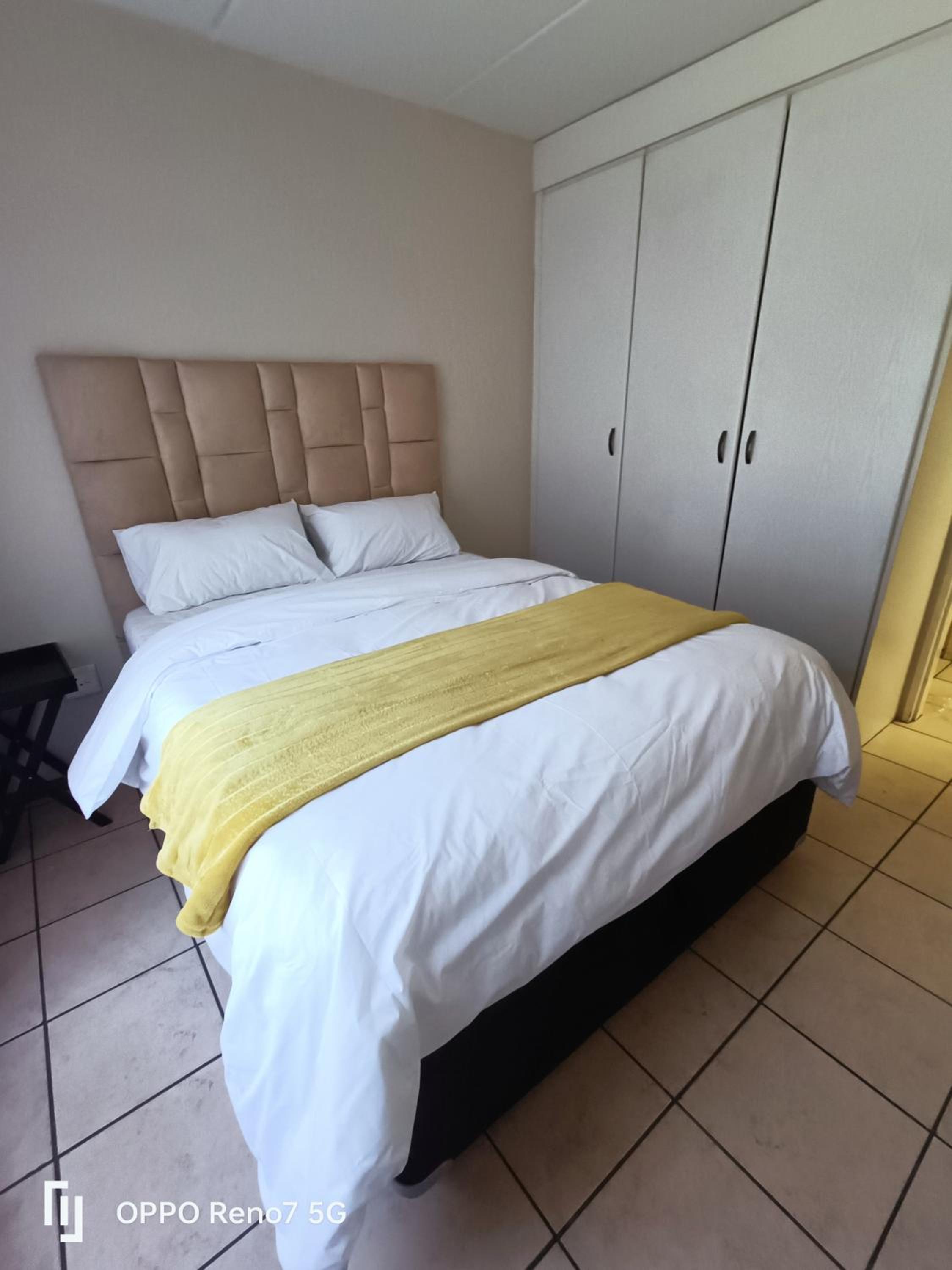 Apartment in Boksburg near OR TAMBO INTERNATIONAL AIRPORT view 3