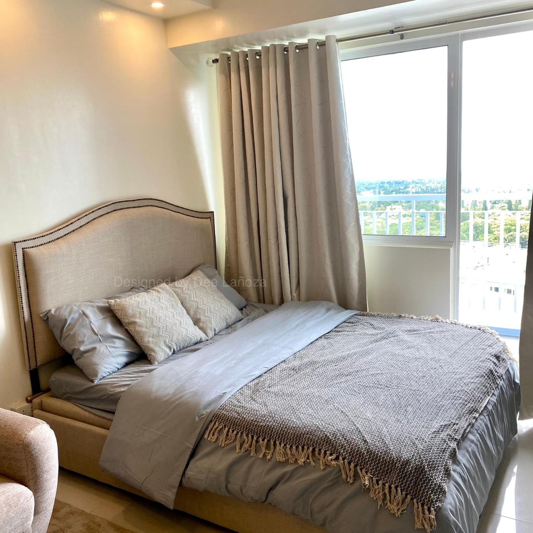 Hotel style unit Wind Res Tagaytay City