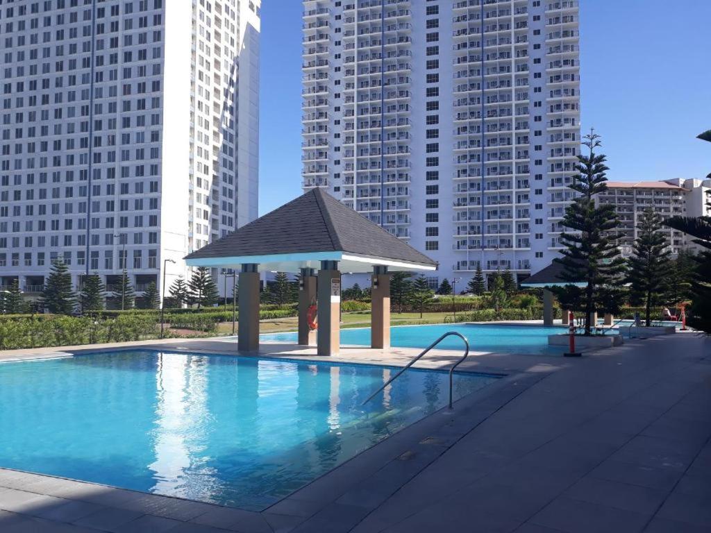 Hotel style unit Wind Res Tagaytay City