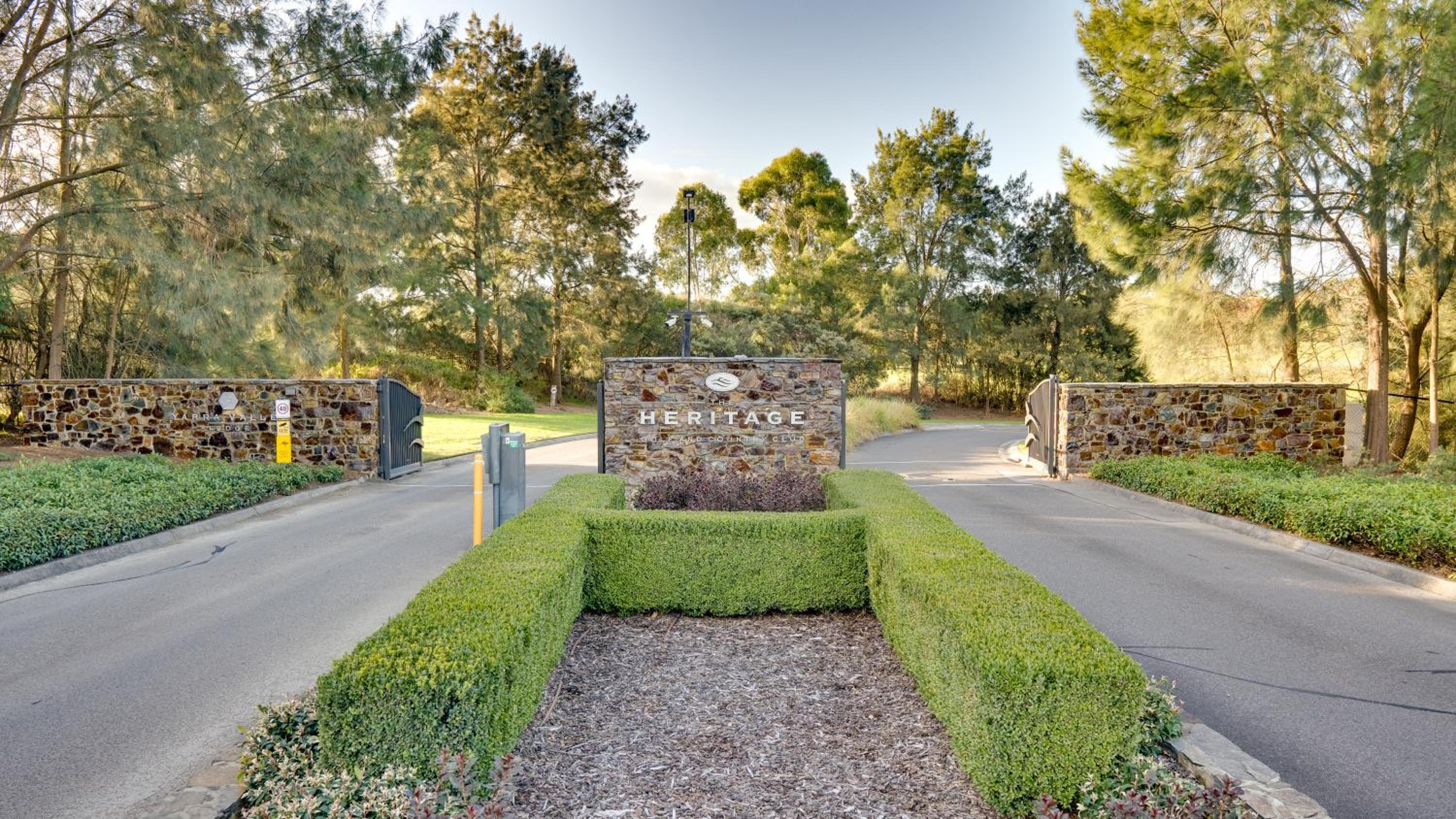 Yarra Valley Serenity House in Golf Course Resort