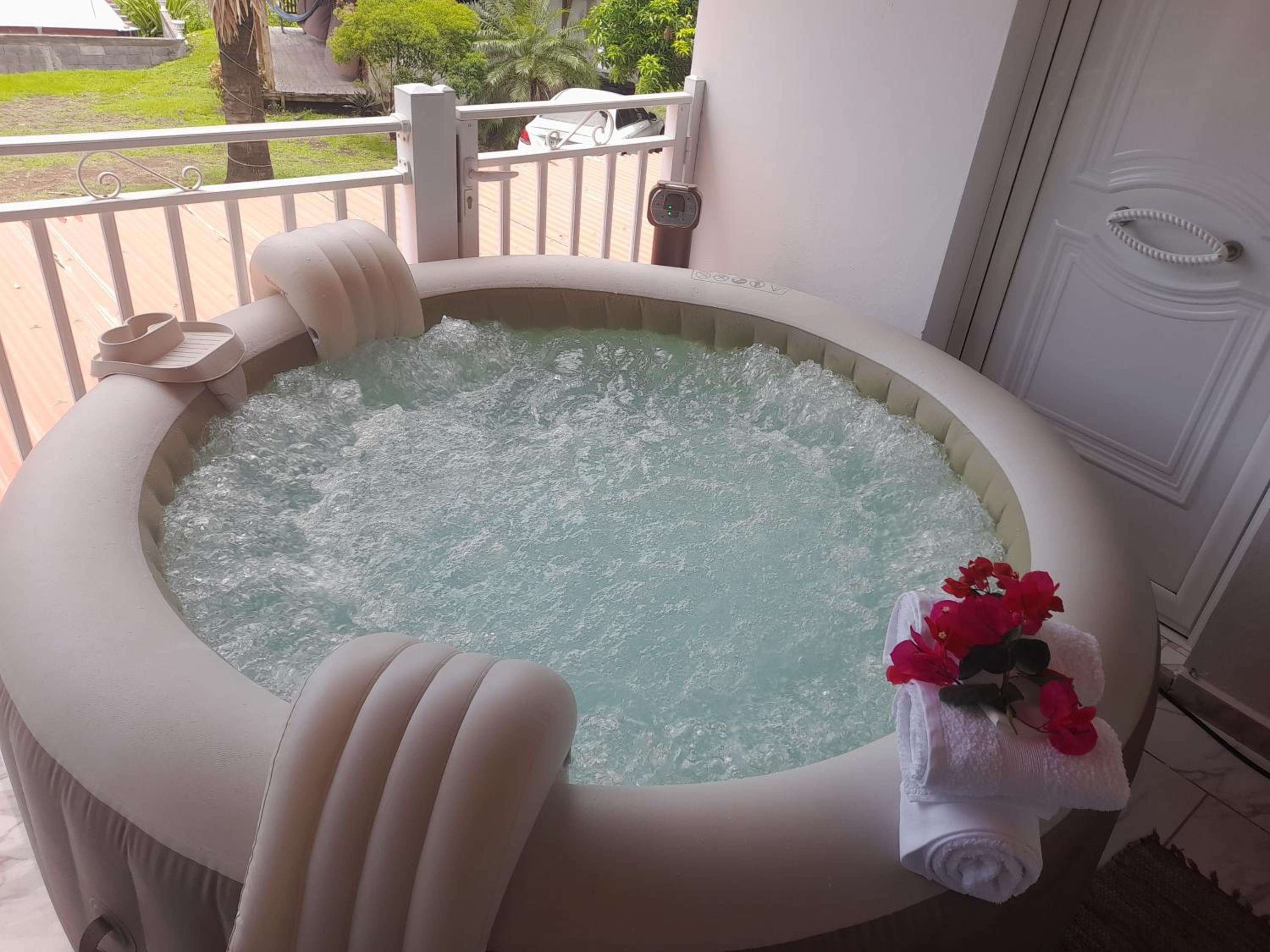 VillaBadlou "Lodge Ti-Kaco Vanille" view 4
