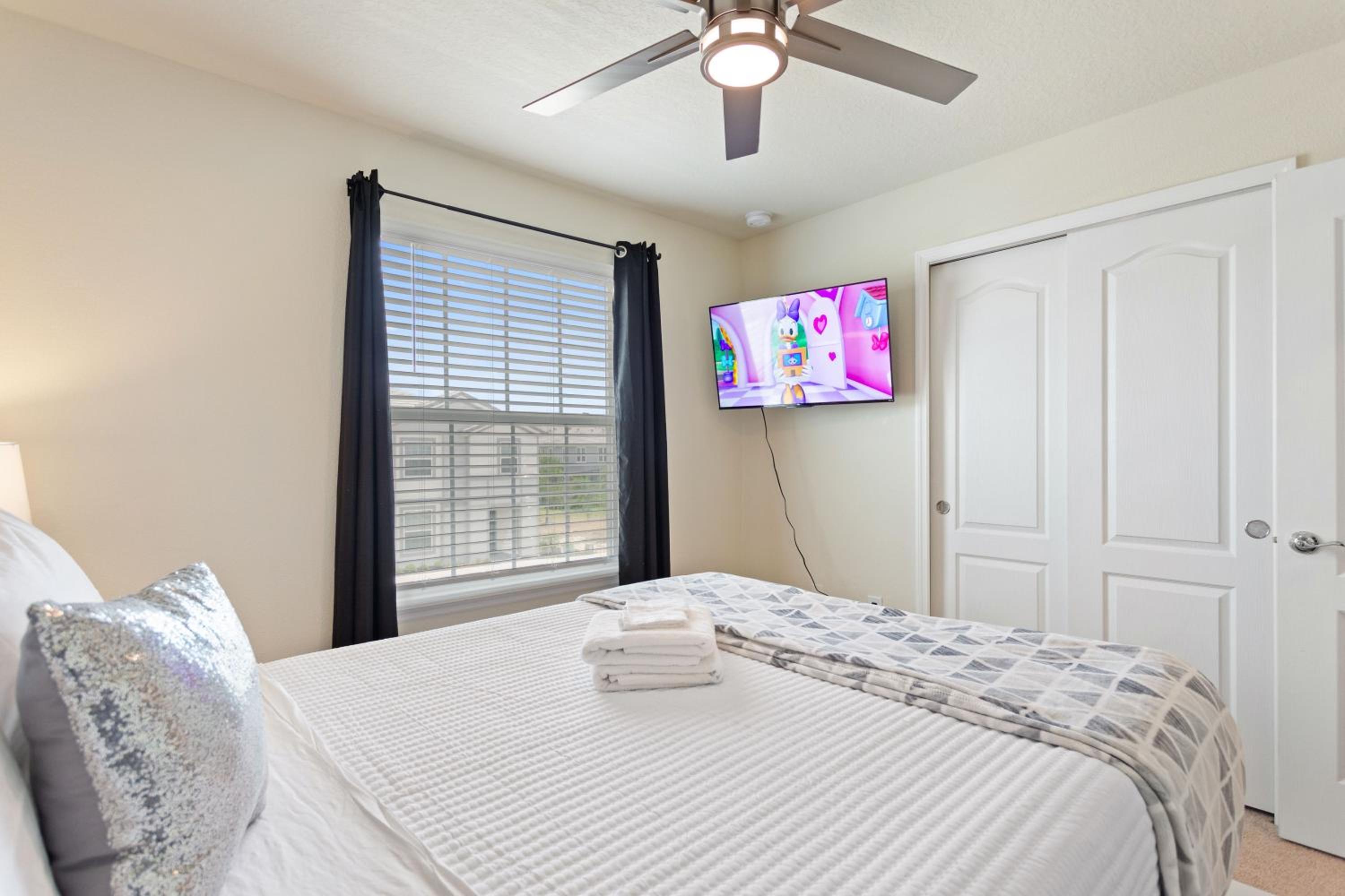 Modern Breeze view 5