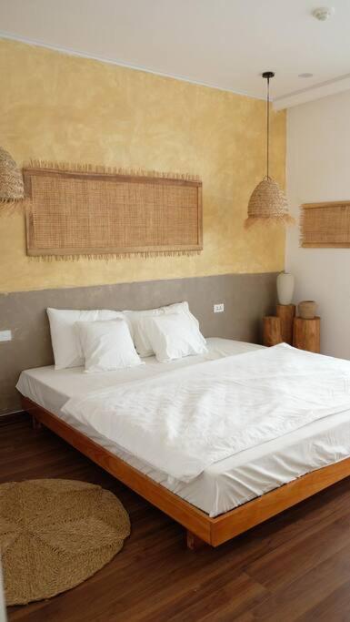 Lam Home Seaview apartment Hạ Long view 4