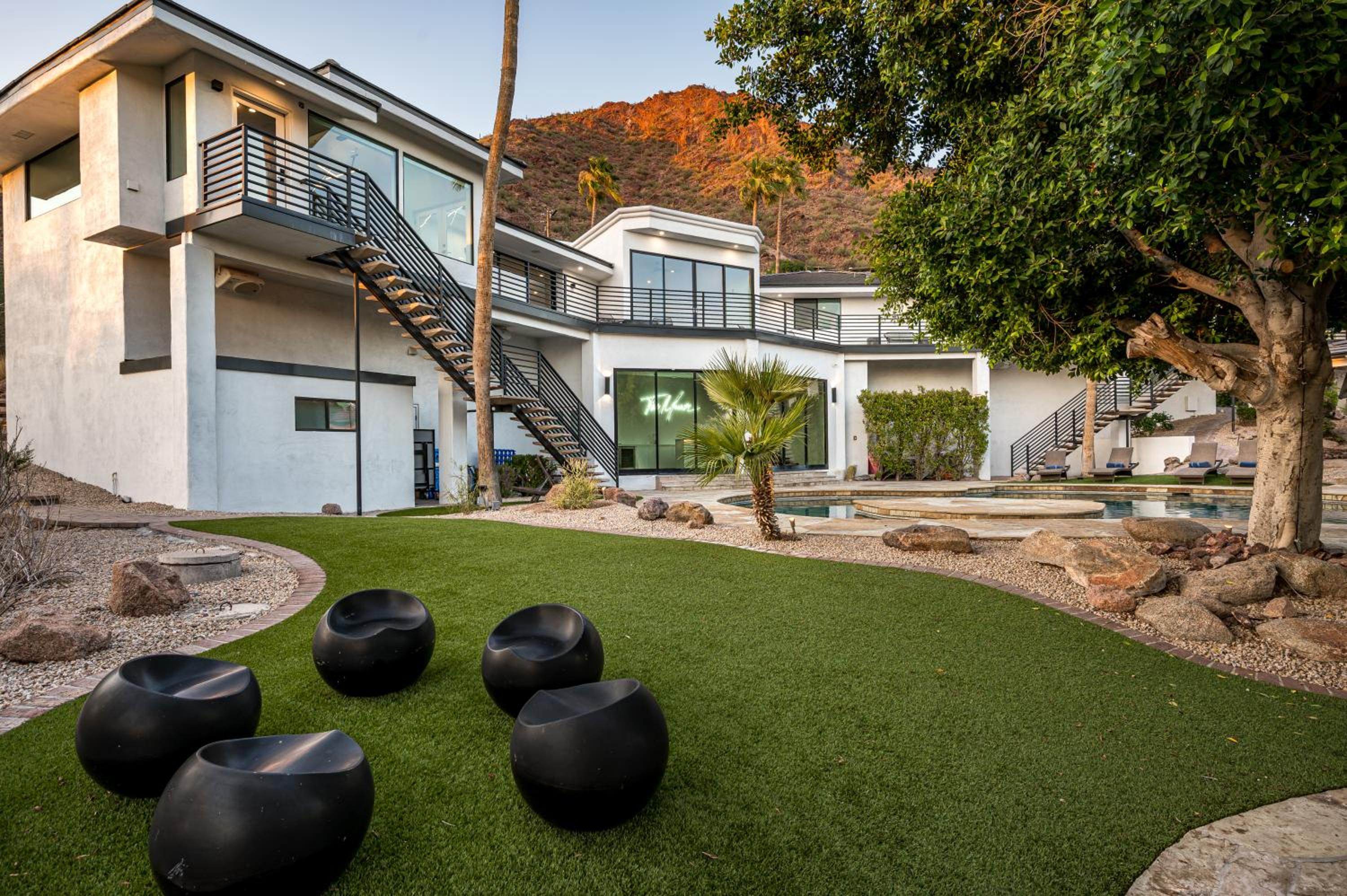 Camelback Mountain Mansion - Micro-resort, Views, Golf, Heated Pool, Game Room view 5