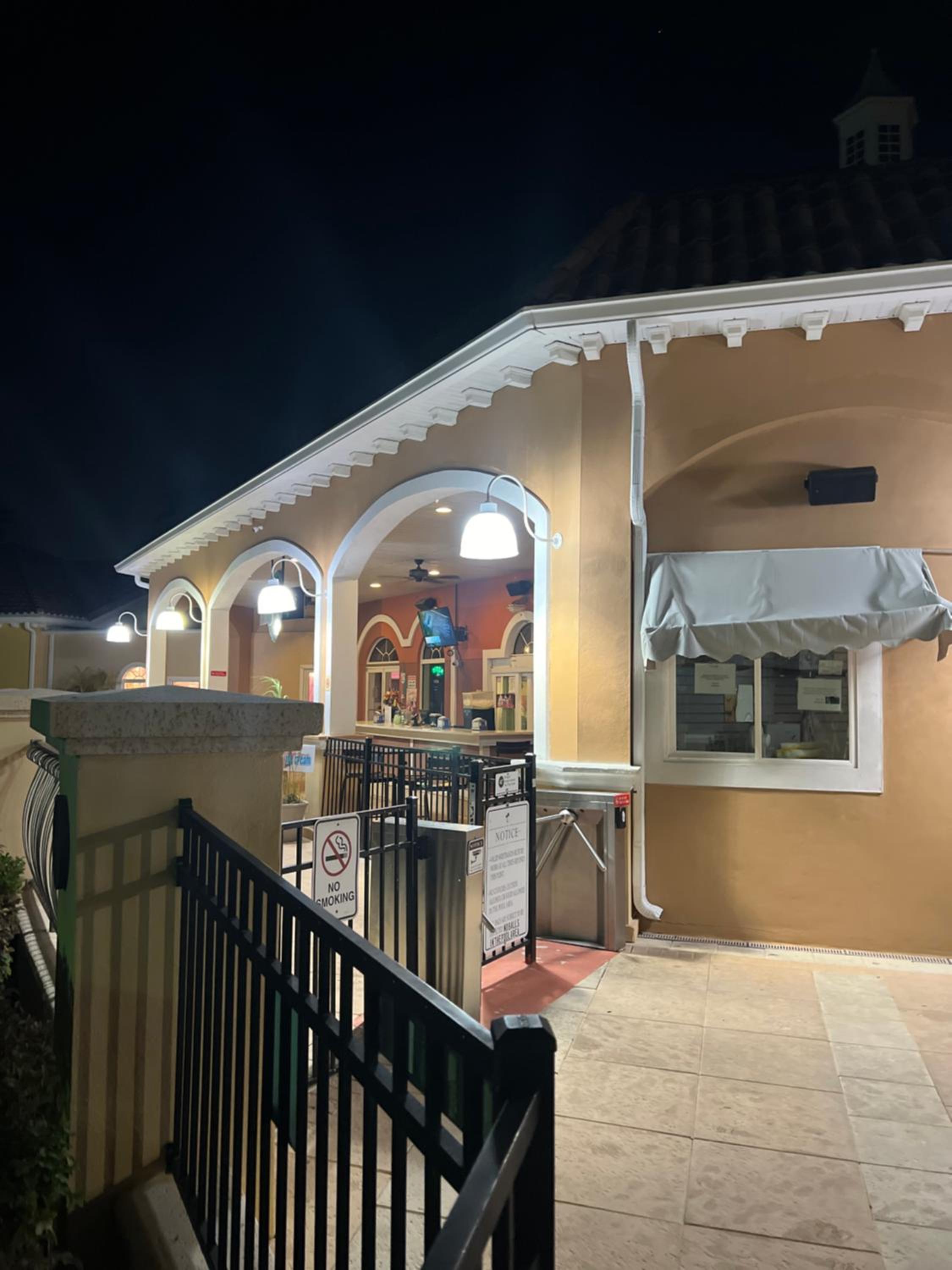 Vashay's Lovely vacation pad at Disney