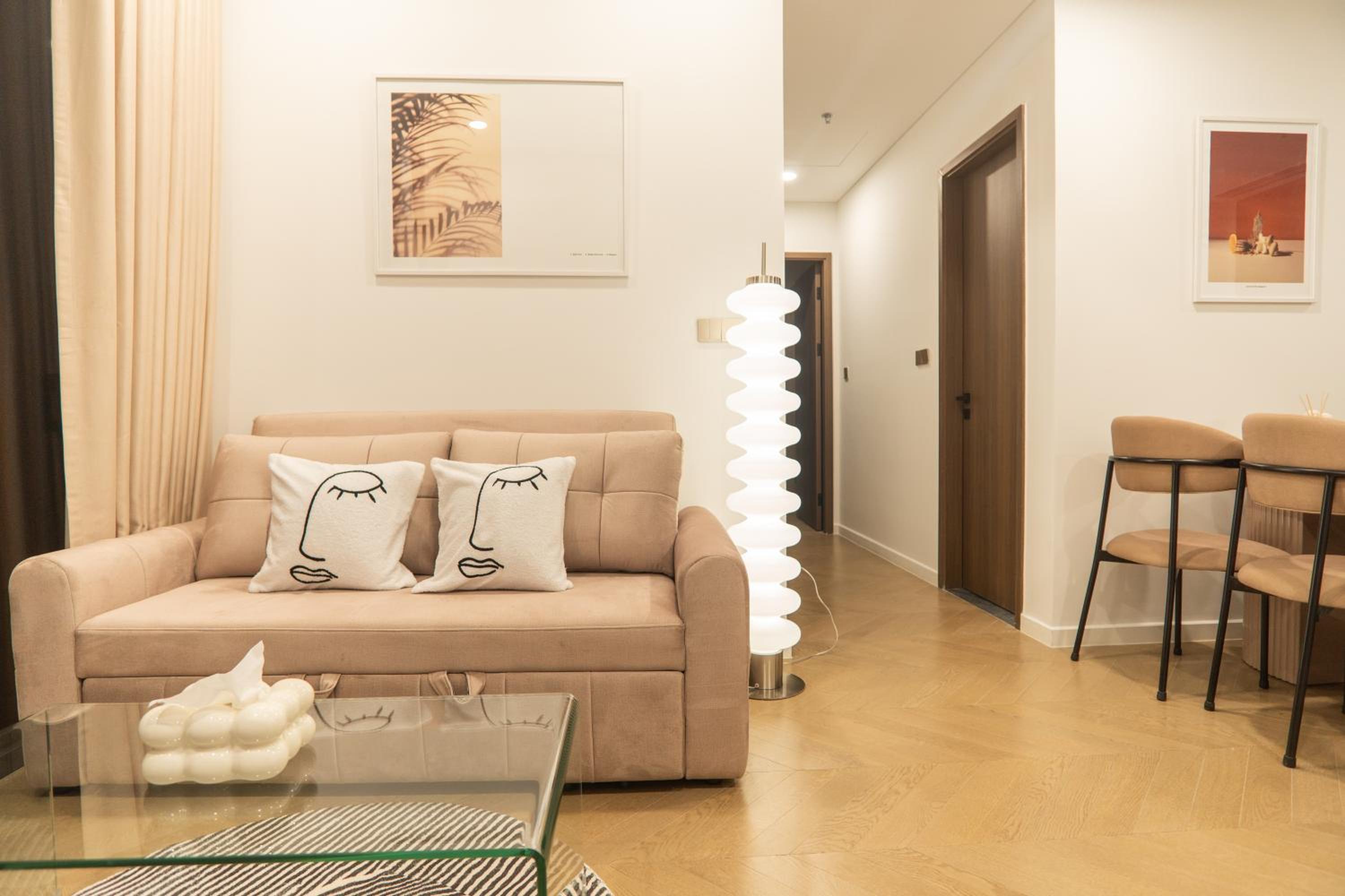 2 bedroom City View Minimal Apartment