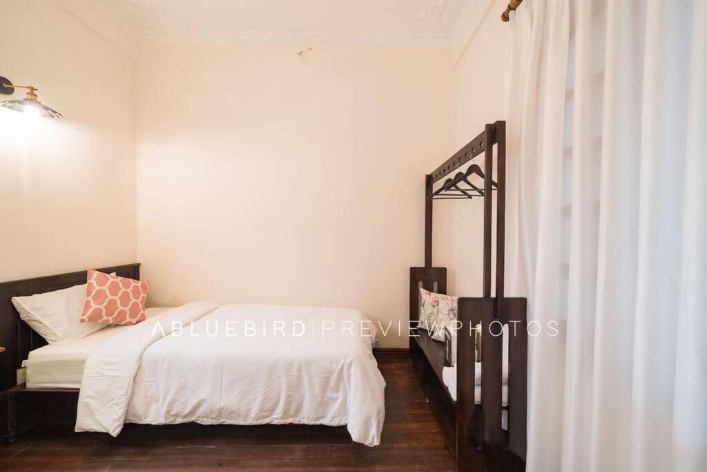 Indochine 4Bedrooms house Heart Old Quarter by SSens Homes